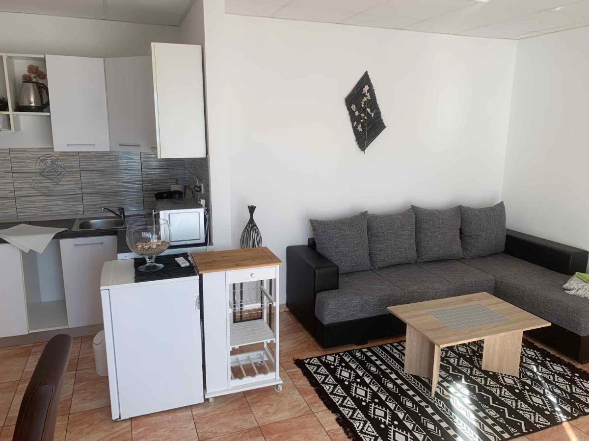Apartments In Cizici/Insel Krk 31083 Exteriör bild